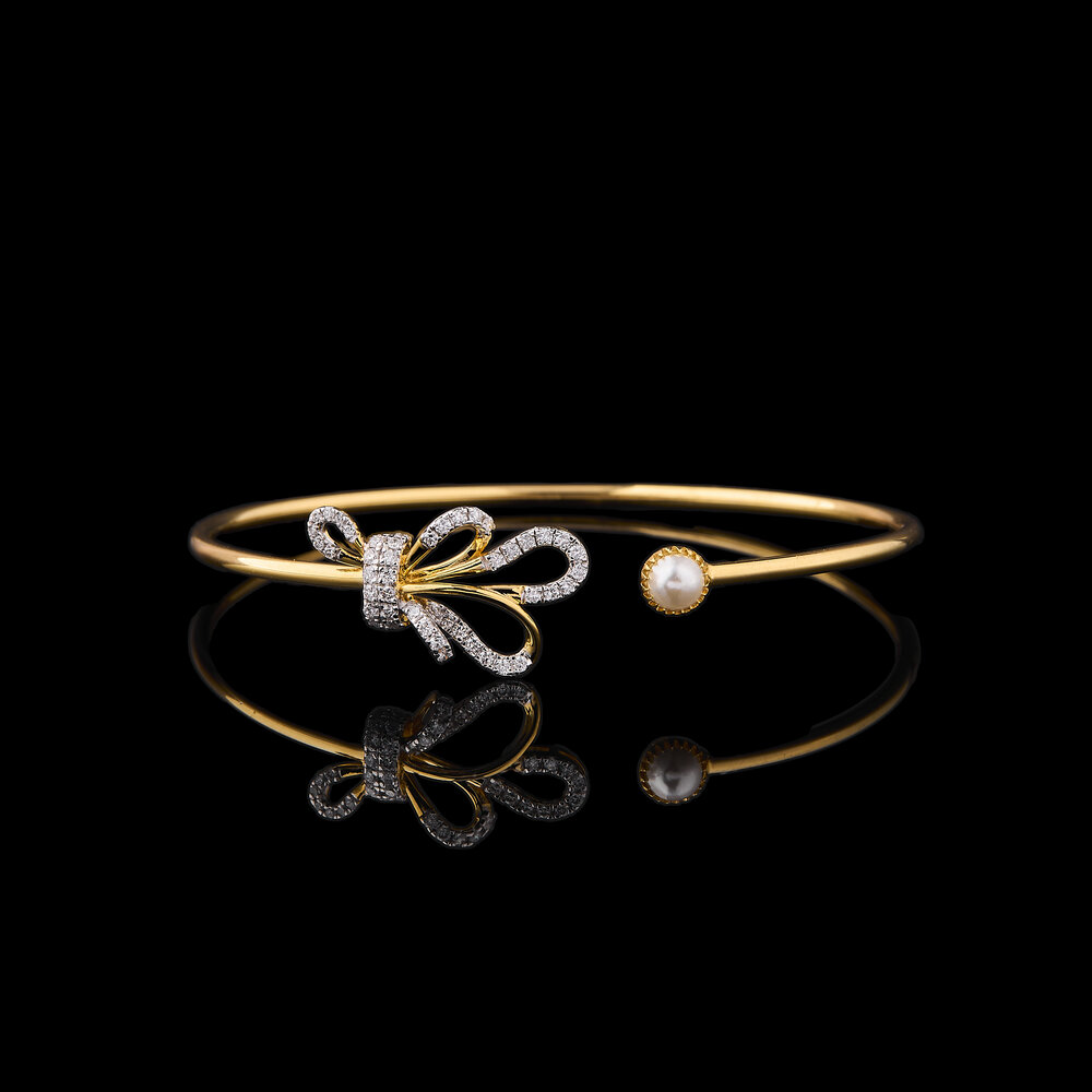 Elegant Knot Pearl Open Bangle
