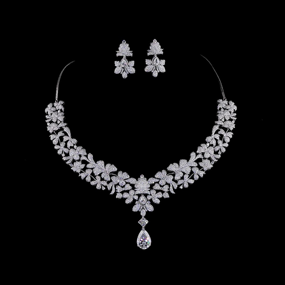 Bloom Necklace